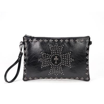 China Custom Hot Sale Leather Gothic Rivet Design Clutch Style Bag Casual Pocket Sling Wallet for sale