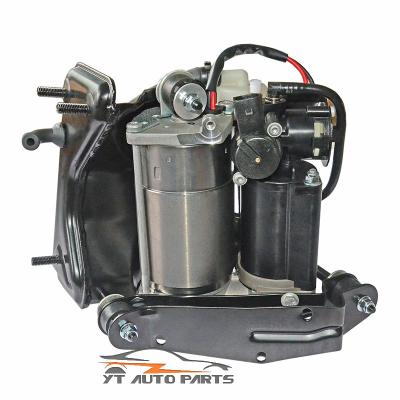 China Metal Air Suspension Compressor Pump With Bracket For Jaguar X350 / X358 OEM C2C27702 for sale