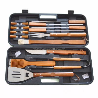 China Perfect Easily Cleaned Heavy Duty Professional Outdoor Barbecue Grill Tool Plastic Case BBQ Grill Tool Kit for sale