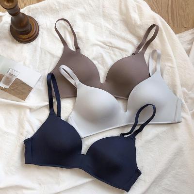 China Comfortable Adjustable Wire Free Women Gathered Bra Underwear Sexy Latex Breathable Bra Seamless High Quality QUICK DRY for sale