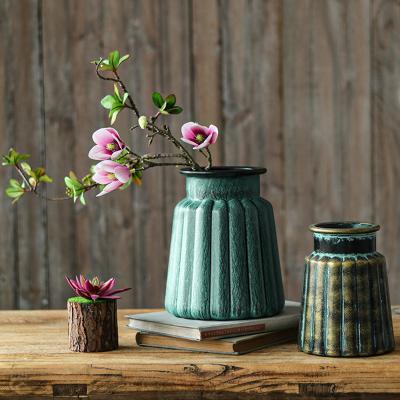 China Vintage Shabby Chic Nostalgic Distressed Dried Ceramic Bronze Flower Vase for sale