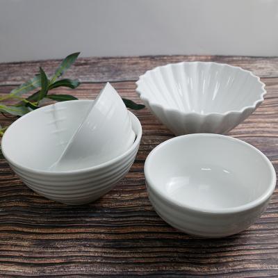 China Hot Selling Disposable Porcelain Rice Bowl Soup Bowl Ceramic White Glazed Mixing Bowl In Round Shape for sale