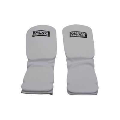 China Martial Arts Soft Lightweight Comfortable Training Equipment Boxing Taekwondo Karate Protective Shin Guard Cotton for sale