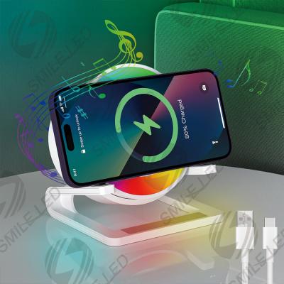 China Dimmable RGB Night Light Stereo BT Speaker QI 15W Fast Charge Carregador sem fio à venda