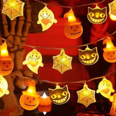 Cina Luci a corda di Halloween LED zucca zucca fantasma scheletro luci di ragno batteria per Halloween Decorazioni interne e esterne in vendita