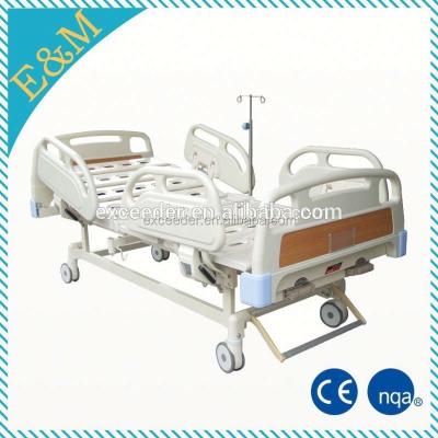 China EMB-44 Hospital Bed Customized Low Price Luxurious Hospital Bed With Double Turn Levers for sale