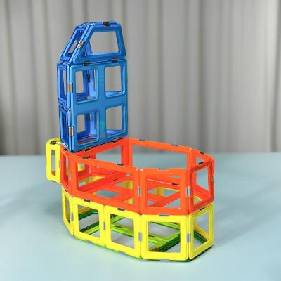 Cina Forme di scena della vita Armadio Magnetici blocchi di costruzione Kit Promuovere la creatività per i bambini in vendita