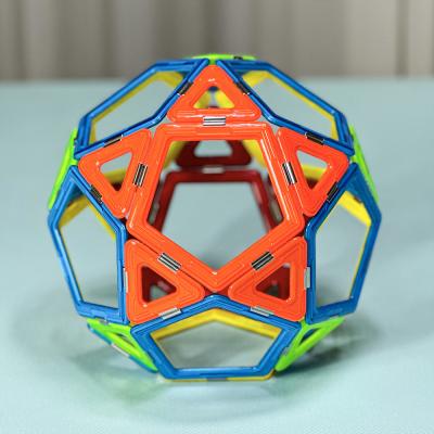 中国 DIY 3D 磁石タイル フリースタイル 惑星探査 形 磁石ビルディングブロック 販売のため