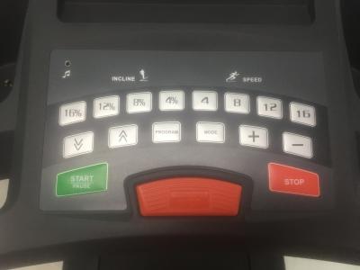 China 5hp Heavy Duty Treadmill Normal Screen Keypad 0-20% PU handrail for sale