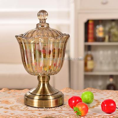 China Freshness Preservation Gold Apothecary Jars - With Lids Elegant Centerpiece For Party for sale