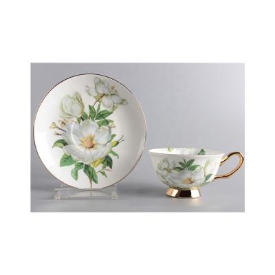 China Double Viable Bone China Cup And Saucer With Gift Box Coffee Cup-6.8oz Flower SeriesTea Mug *2 Business Gift Hotel Afternoon Tea Cup for sale