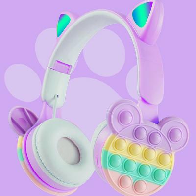 China Low Latency Amazon Hit Cat Ear Wireless Earphone And Earphone Noise Reduction Colorful Design Wireless Headset for sale