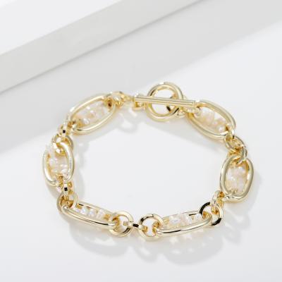 China TRENDY Fashion Women Jewelry Gold Plated Geometric Chain Baroque Freshwater Pearl Bracelet for sale