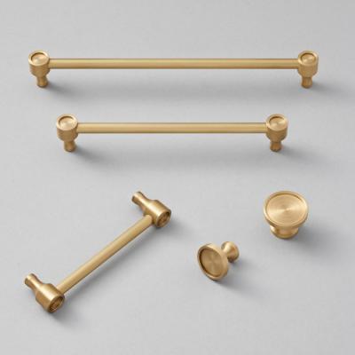 China Eclectic Custom Brass Furniture Sideboard Handle and Knobs for Bedroom Luxury Copper Drawer Pulls Furniture Handle and Knob for sale