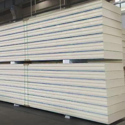 China PU Sandwich Panel with Excellent Heat Insulation in RAL Color for sale