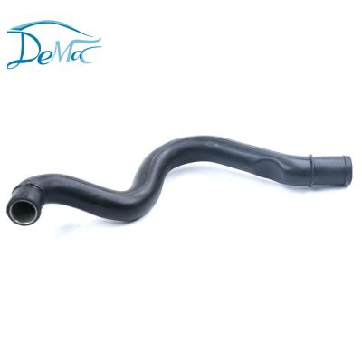 China Universal Car Aftermarket Crankcase Front Engine Breather Hose For High Temperature Golf Jetta MK4 And TT Radiator Hose 06A103213AF for sale