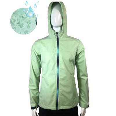 China Factory supply wholesale waterproof women's softshell windproof jacket with hood and magic print for sale