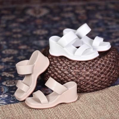 China CUSHIONING Fashion Design 2 Straps Comfort Ladies Sandals & Slippers Wedges Sandals for sale