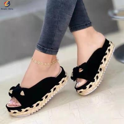 China CUSHIONING New Style Women's Open Toe Wedge Slippers Ladies Platform Wedge Sandals for sale