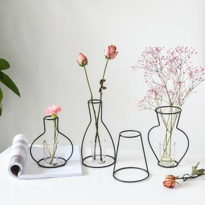 China Mordern Vase Art Flower Flowers in Vase Iron Decoration Vase Flowers Natural Themed Interior Decor Metal Wall Art for Home Indoor and O for sale