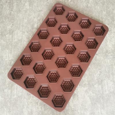 China 24 Cavity Hexagon Cake Baking Tray 1.0mm Aluminum Steel Cake Pan PTFE 600*400*35 for sale