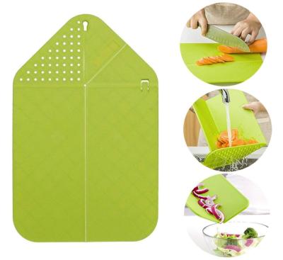 China Sustainable Folding Kitchen Cutting Board , Veggies And Fruit Cutting Board Chopper With Strainer for sale