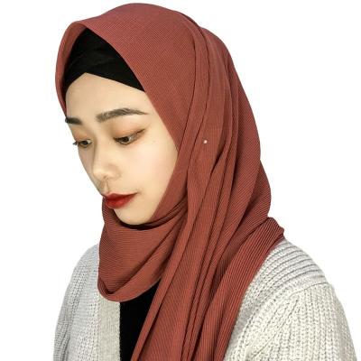 China Custom Girl Hijab Mini Pleated Chiffon Scarf Hijab Logo Muslim Shawls Malaysia Women Plain High Quality Wholesale Chiffon 2022 for sale