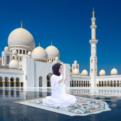 China Stain resistant classic anti slip special shaped custom prayer mat prayer mat sejadah premium with tassel for sale