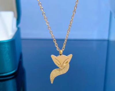 China High Quality Fox Couples Furnace Gold Necklace [Full Body Titanium Steel] For Women For Men for sale