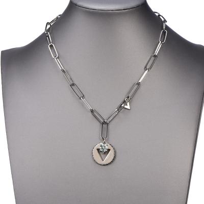 China FASHIONABLE OEM ODM Custom Fine High Quality Design Hollowed Out Triangle Necklace Pendant Personality Stylish Cutout Necklace for sale