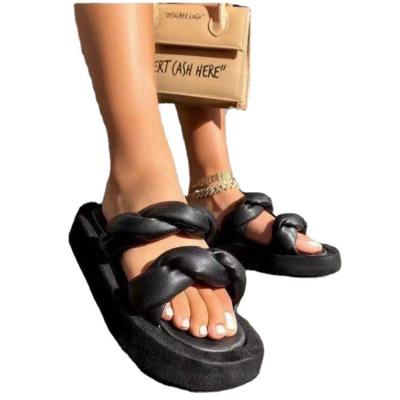 China Fashion trend platform sandals women new 2021 large size women's slippers new summer style perfume small for sale