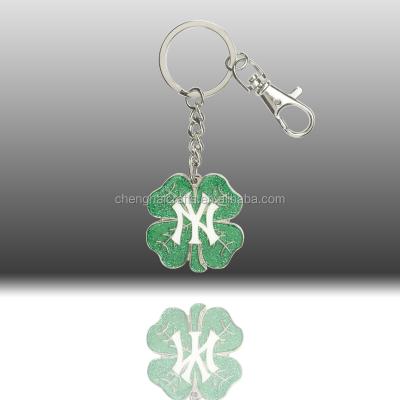 China Worldwide Lucky Promotional Four Leaf Clover Metal Key Chain Clover Key Chain for sale