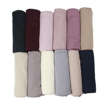 China Wholesale Breathable Solid Color Wrinkle Hijab Women Scarves Hijab Jacquard Muslim Hijab Shawl for sale