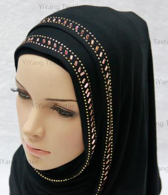 China Sweet Soft Feeling Beaded Fashion Elegant Muslim Scarf Arab Hijab Malaysia Hijab Tank Top With Rhinestone for sale