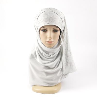 China Wholesale American European Indonesia Muslim Tank Top Plain Hijab Malay Beaded Hijab Scarf With Stone for sale