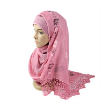 China Plush Fashion Design Squishy Cotton Hijab Customized Hijab Lace Flower Scarf For Muslim Women for sale