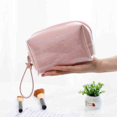 China Fashion Lightweight Custom PVC Clear Waterproof Woman And Girls Makeup Bag Traveling Portable Cosmetics Organized Bag for sale