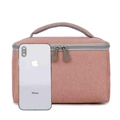 China Who respects the environment. Durable.insulated Lunch Cooler Bag Custom Waterproof Portable Insulated Thermal Foil Liner Lunch Bag for sale