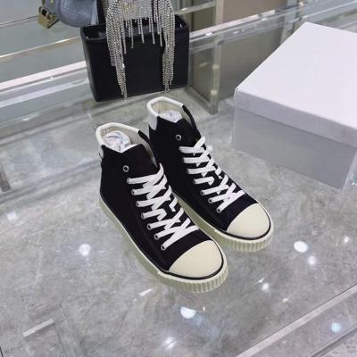 China Fashion Trend Women Fashion Fabric Running Casual Breathable Designer Ladies Shoes Sneakers for sale