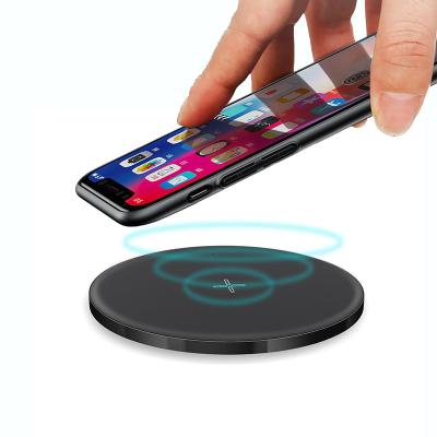 China 2020 New Product Qi-enabled Fast Wireless Charging Devices 5w Pad For Smart Phone For Iphone And Android Phone Charger Dropshipping for sale