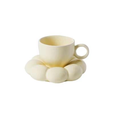 China Viable Wholesale Cup Cup And Saucer Set Ceramic Material Porcelain Cup Coffee Tea Cups Fashion Cheap Chinese Style for sale