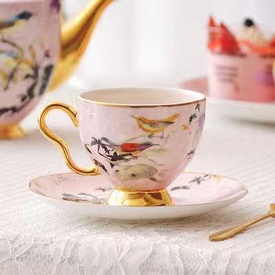 China Viable Handmade Tea Cups Sets Ceramic Cup With Saucer Gold Handle Style Design Fashion Farmhouse New for sale