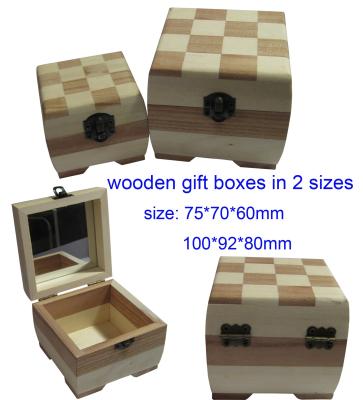 China Delicate Rectangle Wooden Gift Boxes , Small Solid Wood Jewelry Box With Mirror for sale