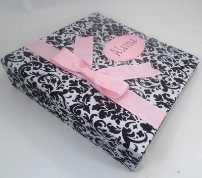 China Latest Design customer made fabric cover photo album for sale