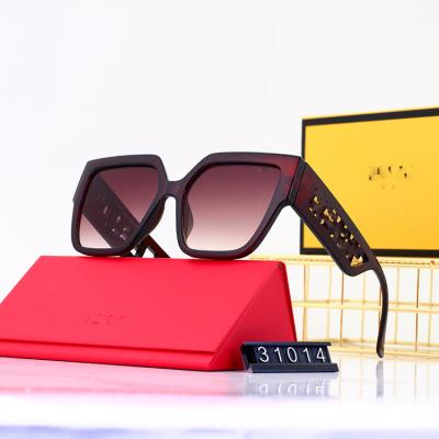 China Hot Selling Square PC Sun Glasses Female Ladies Glass Sunglasses 123Vintage Fashion One Piece Oversized Women Sunglasses With Rivet for sale