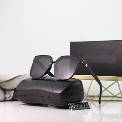 China Large Frame Runway Fashion Sunglasses New Style Trendy Square Frame Eyewear Oval Designed Sun Glass Channel Channel Sunglasses for sale