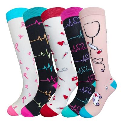 China Antibacterial Antibacterial Nylon 15-20mmhg Knee High Sports Compression Socks For Nurses for sale