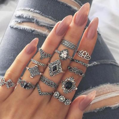 China New Arrival 2021 FASHIONABLE Hot Sale Craved Rings Set Fashion Gem Jewelry Set Black Geometric RTS for sale