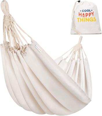 China Traditional Indoor Outdoor White Tassel Swing Soft Woven Hammocks With Bohemian Tassels for sale