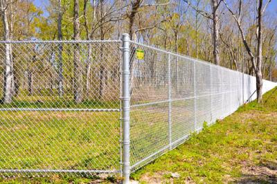 China Chain link fence for sale